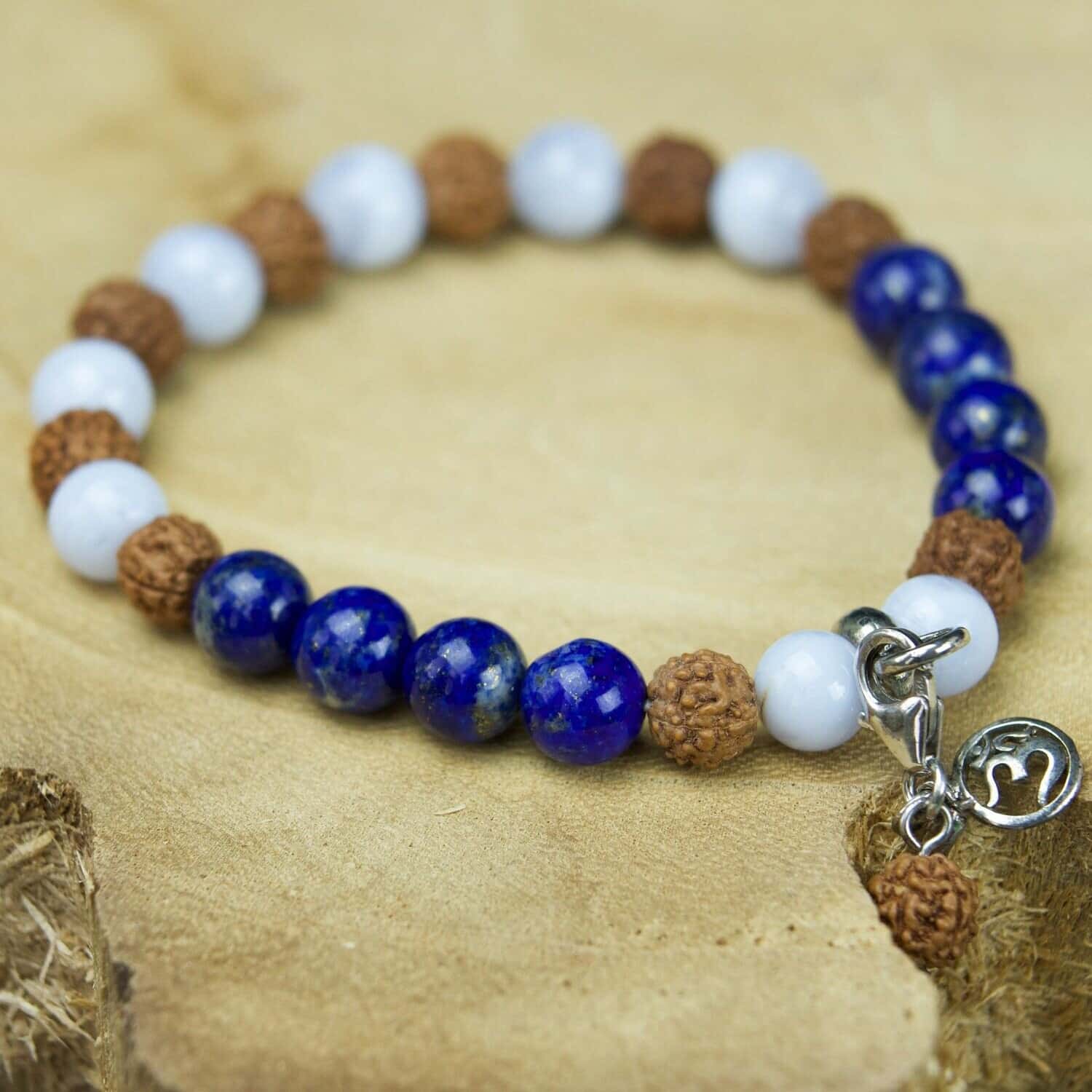 Bracelet Mala en Lapis Lazuli, Calcédoine & Rudraksha
