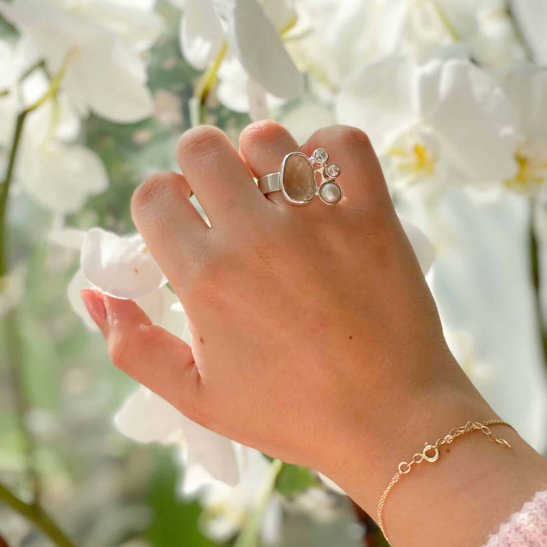 Bague Prasiolite, Topaze blanche et Perle d'eau douce