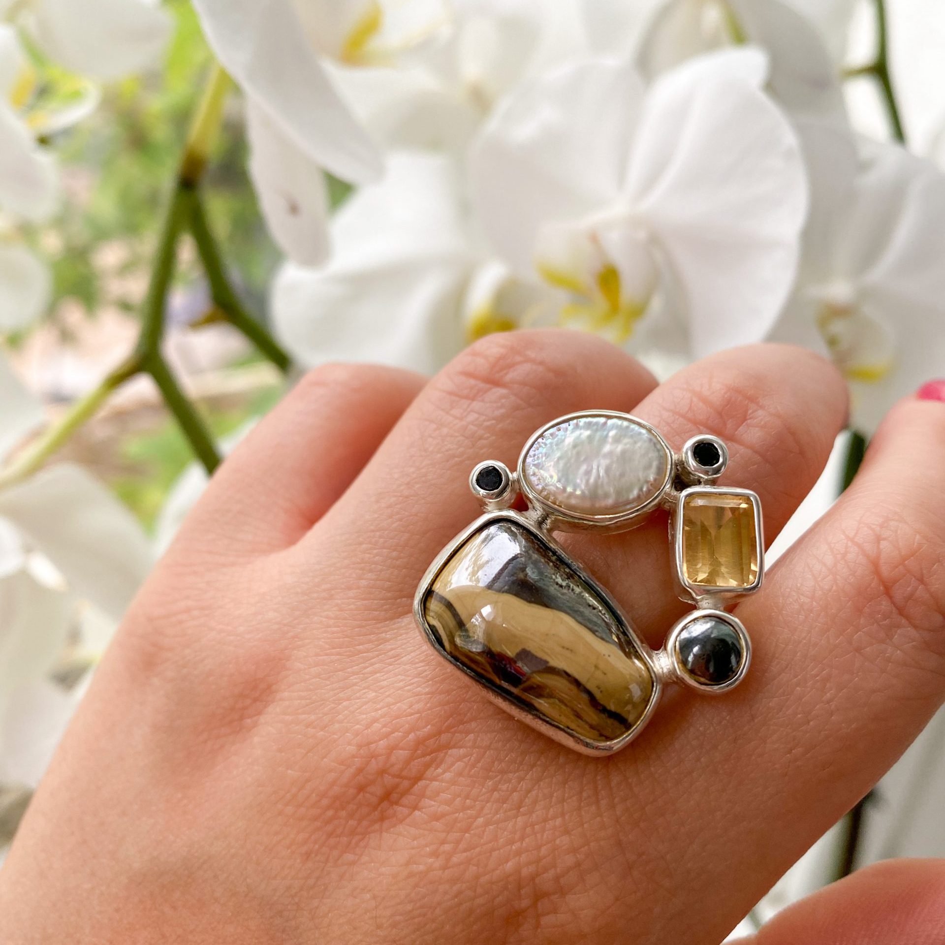 Bague ajustable Sphalérite, Hématite, Citrine et Spinelle