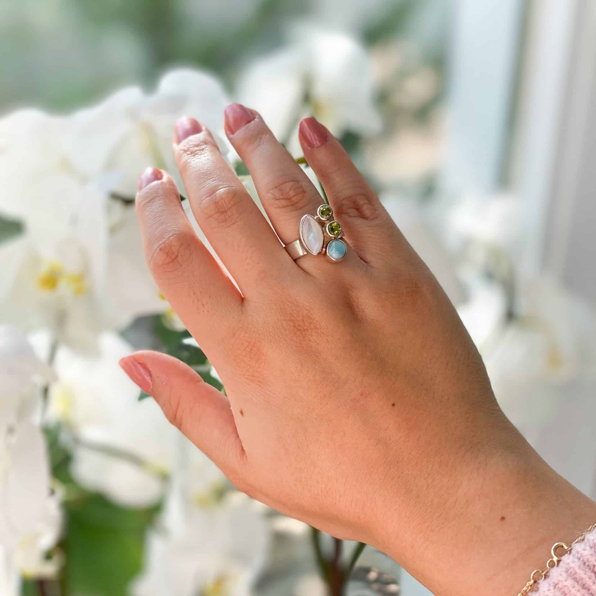 Bague Larimar, Péridots et Labradorite Blanche