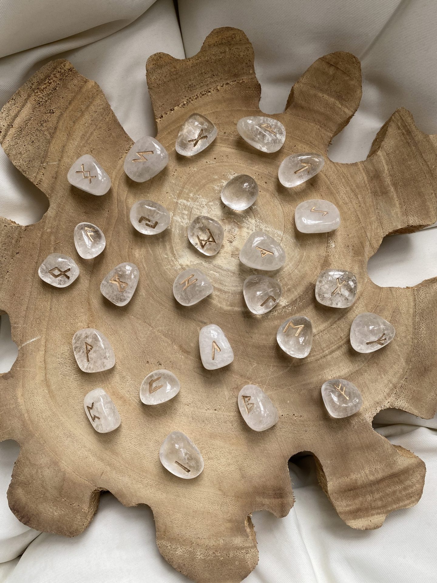 Oracle runique en quartz