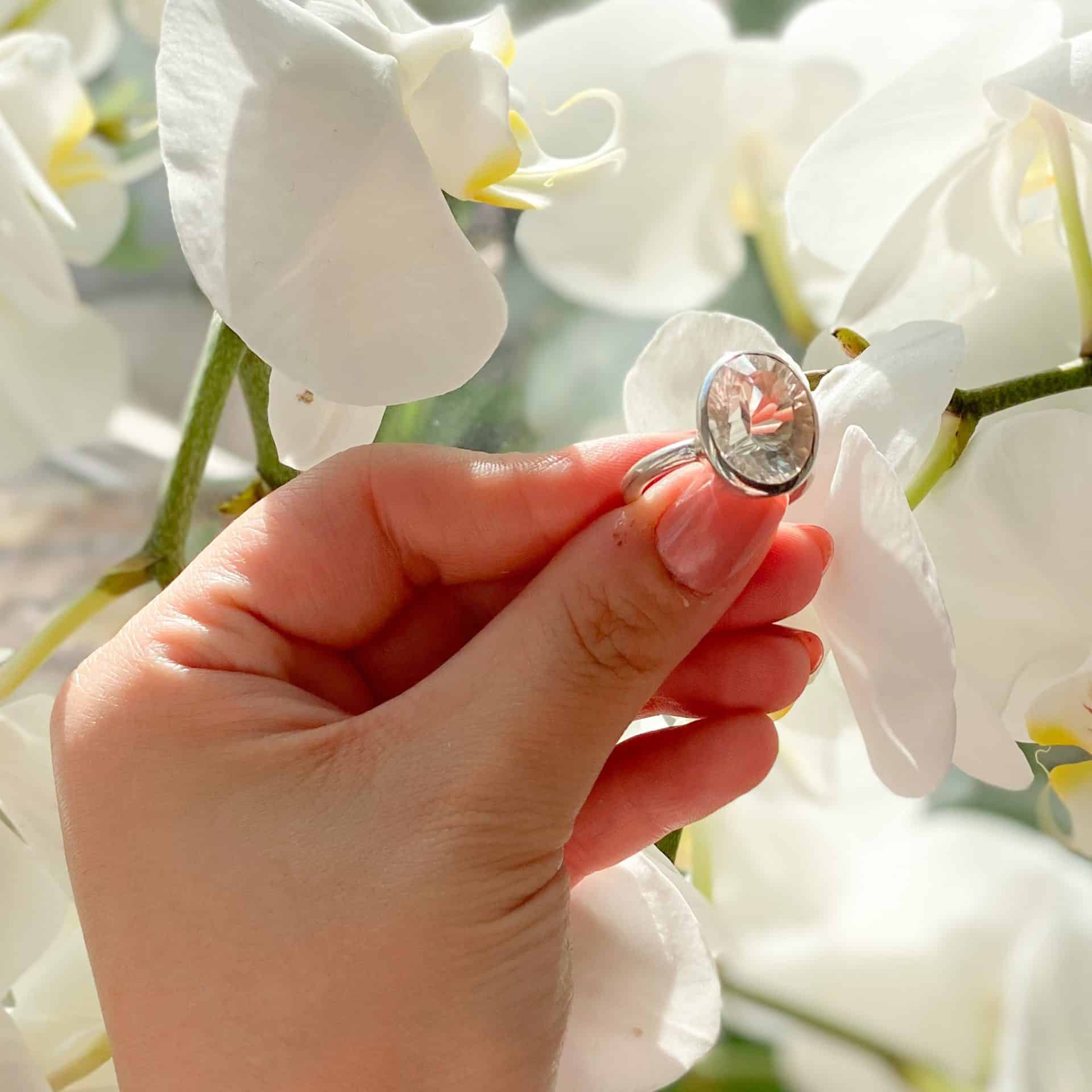 Bague Cristal de roche oval Petite