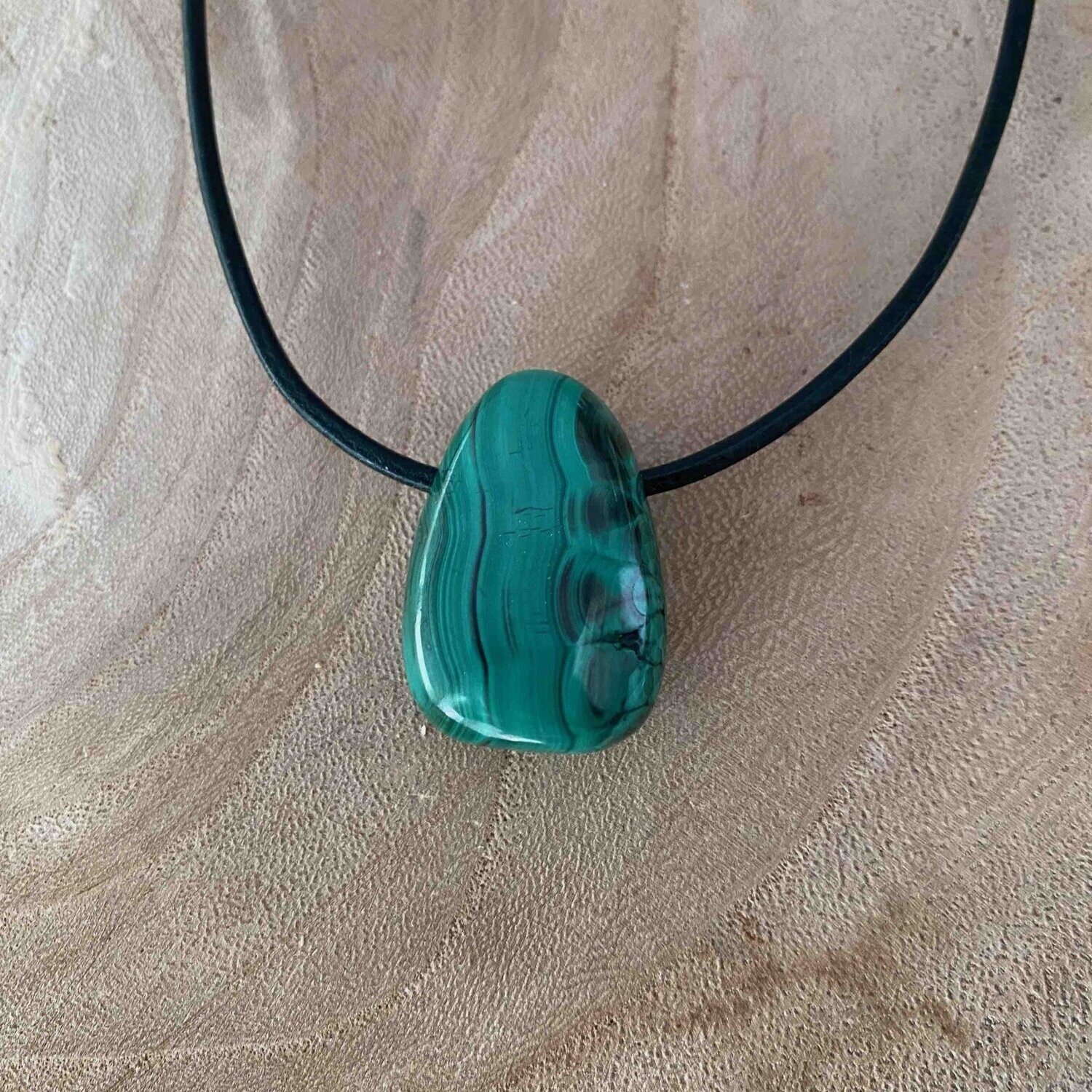 Collier avec Malachite roulée