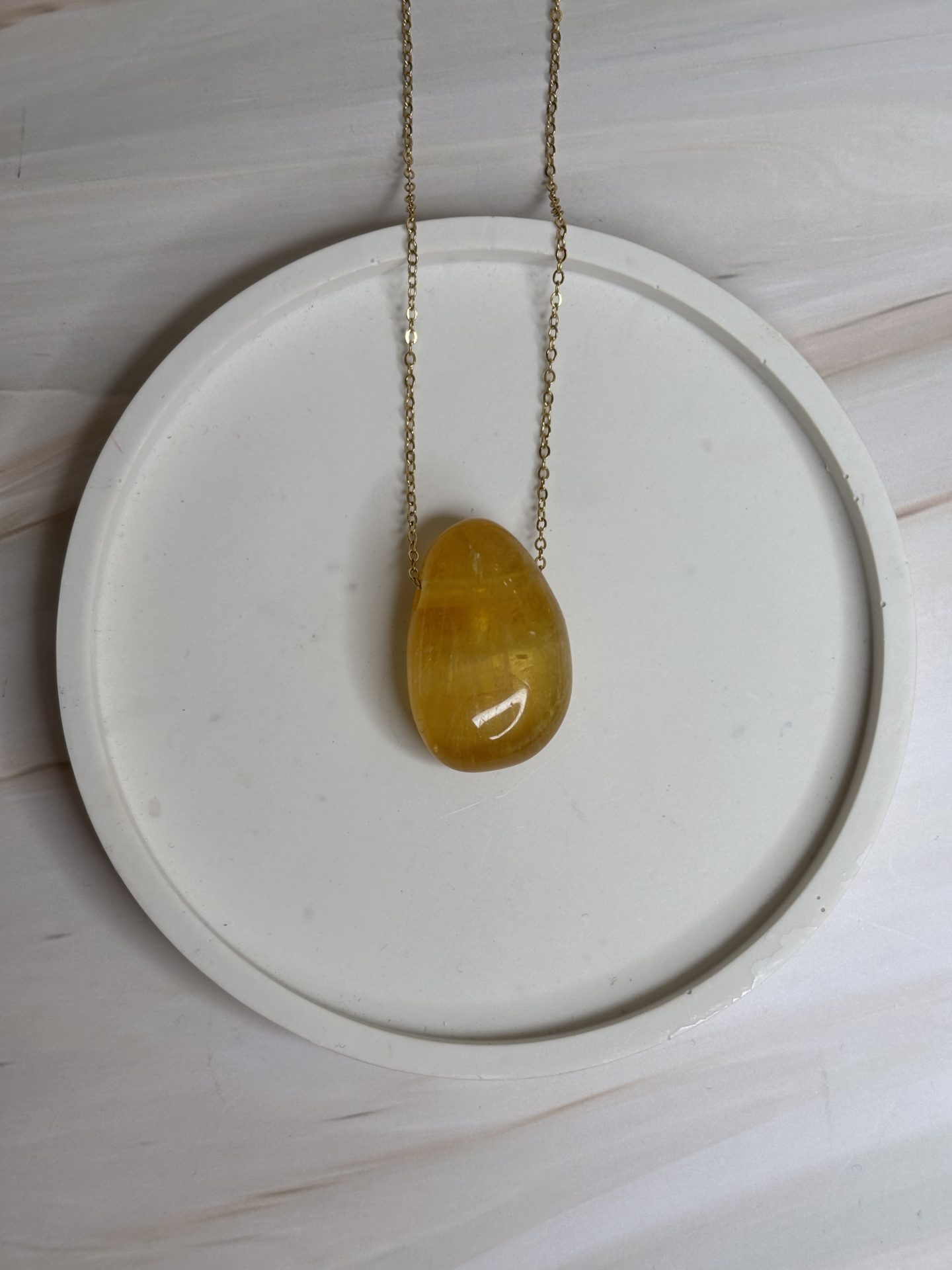Collier Cabochon Fluorite Jaune Chine A - Capsule Noël (Édition Limitée)