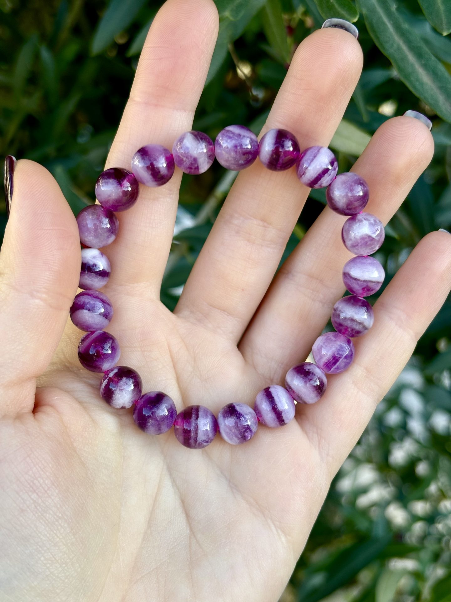 Bracelet Sphères Fluorine Violette Rubanée AA