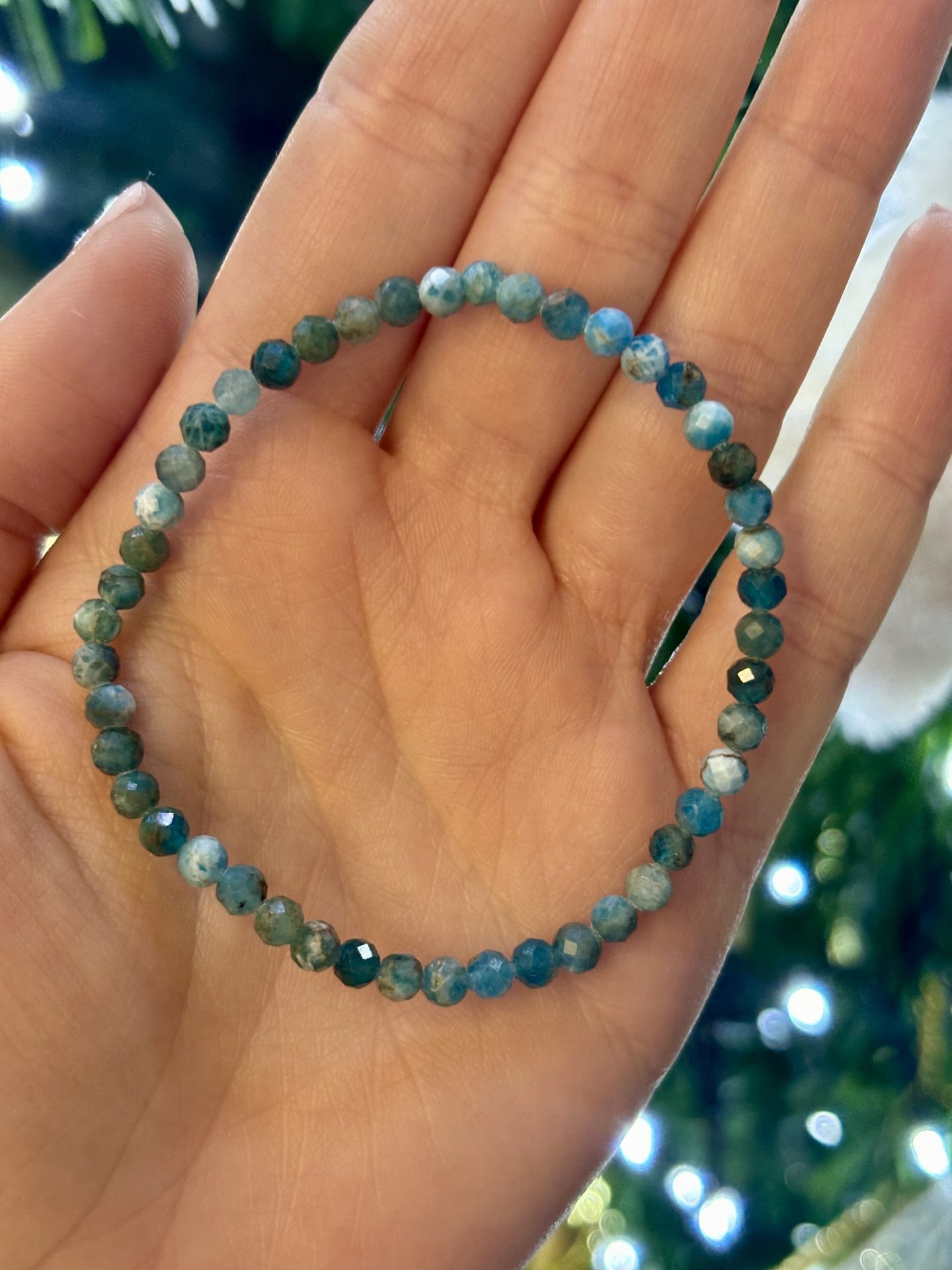 Bracelet facettes Apatite Bleue AA