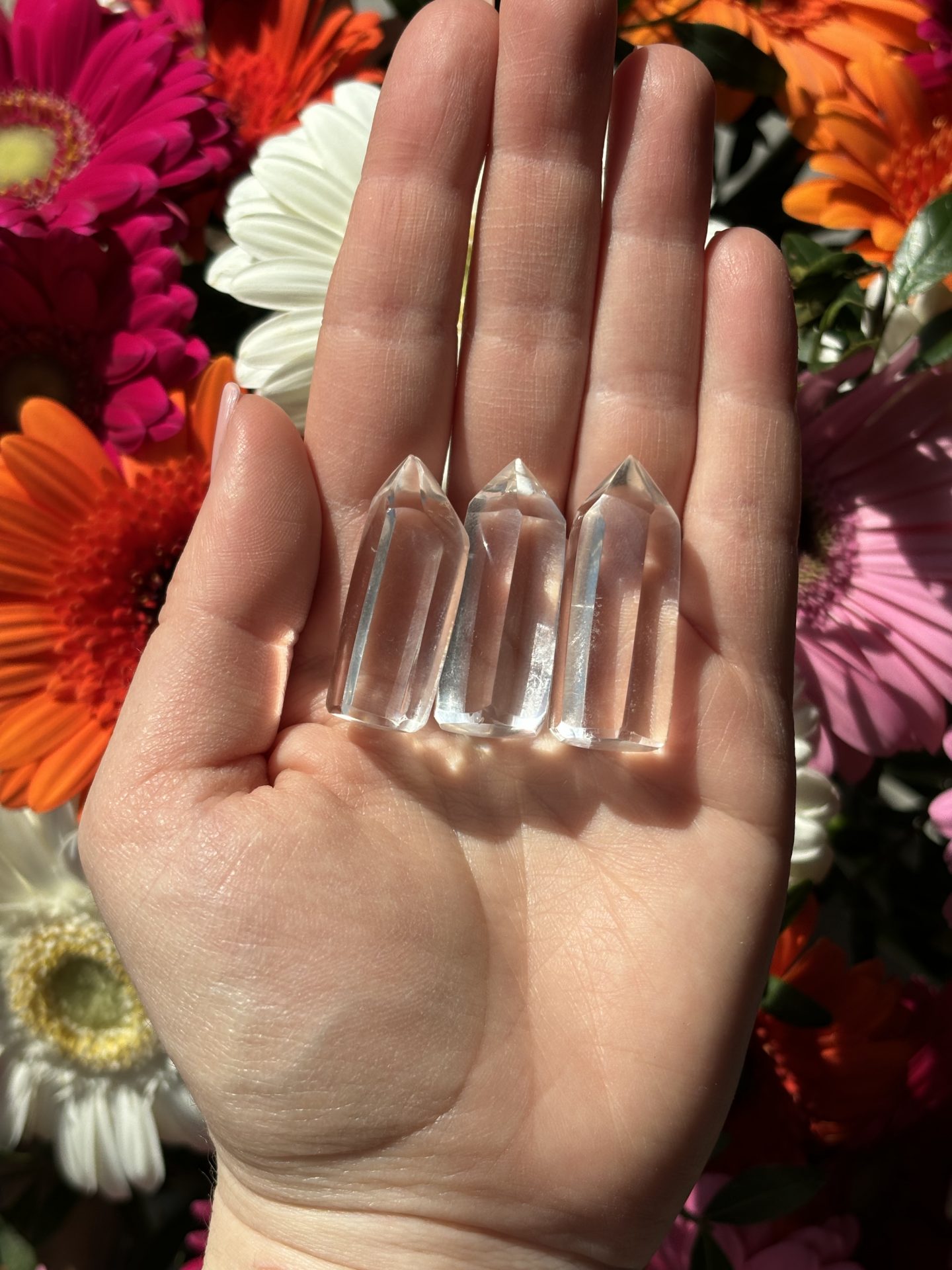 Lot de 4 Petites Pointes de Cristal de Roche de Madagascar AAA – Image 6