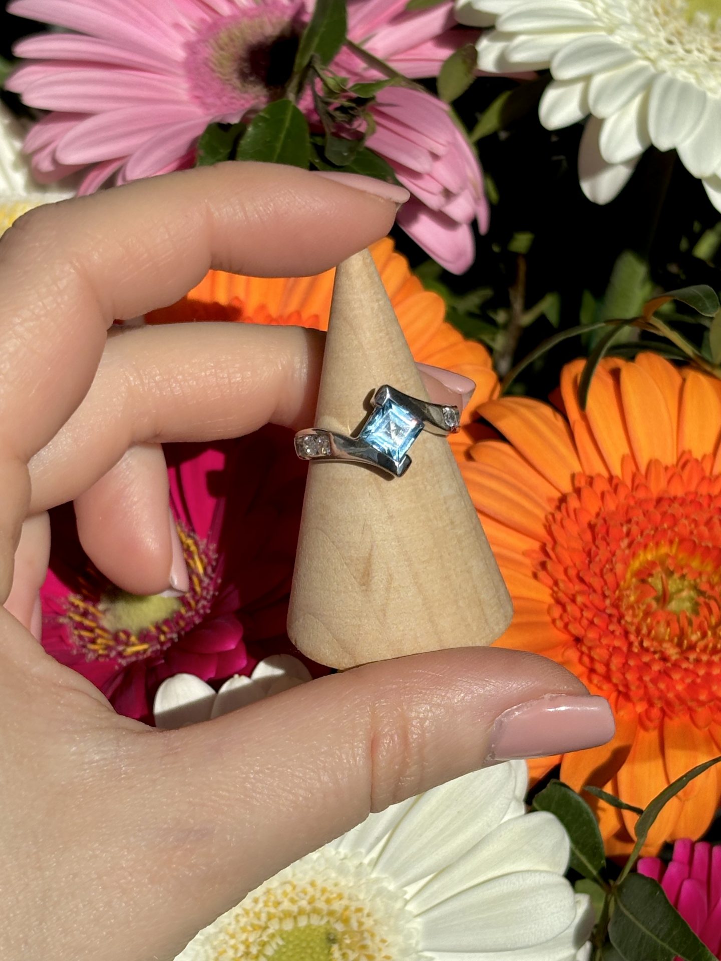 Bague asymétrique Topaze bleue forme Princesse Argent 925 – Image 3