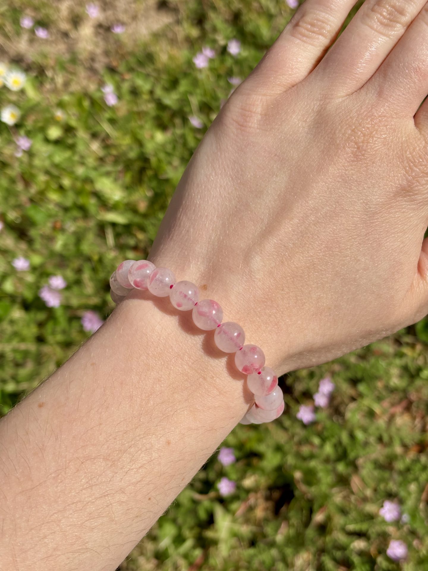 Bracelet Sphères Rhodonite sur Quartz AA+ – Image 4