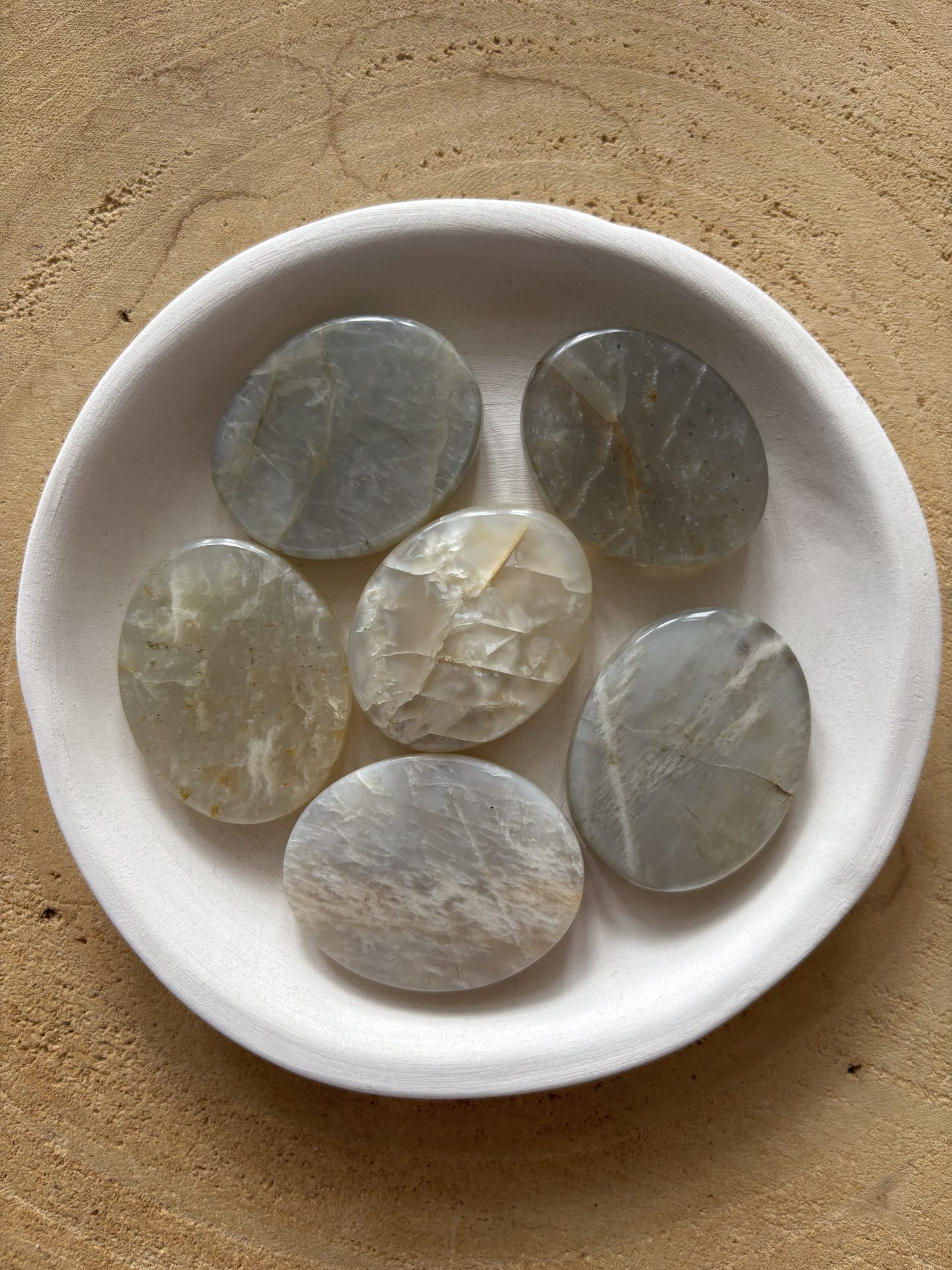 Galet Chakra Sacré - Pierre de Lune de Tanzanie AA
