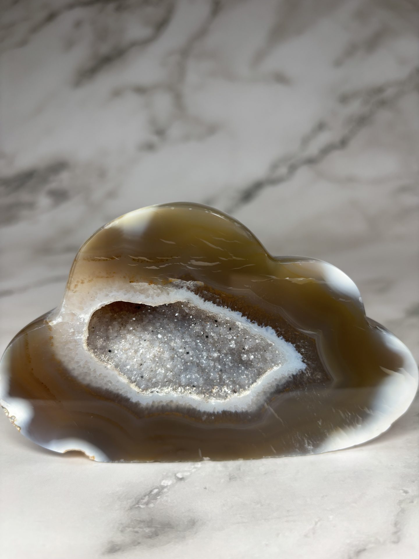 Géode d’Agate en forme de Nuage N°5 350g – Qualité Extra