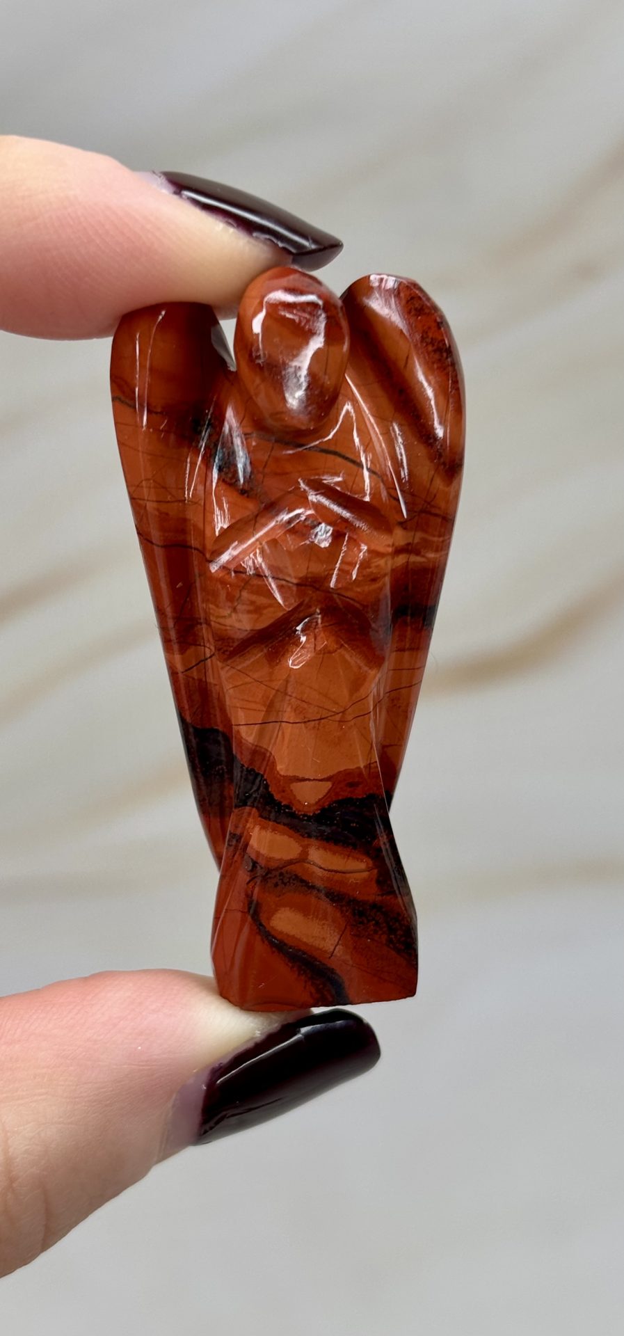 Ange de Poche en Jaspe Rouge d'Afrique du Sud AAA – Image 4