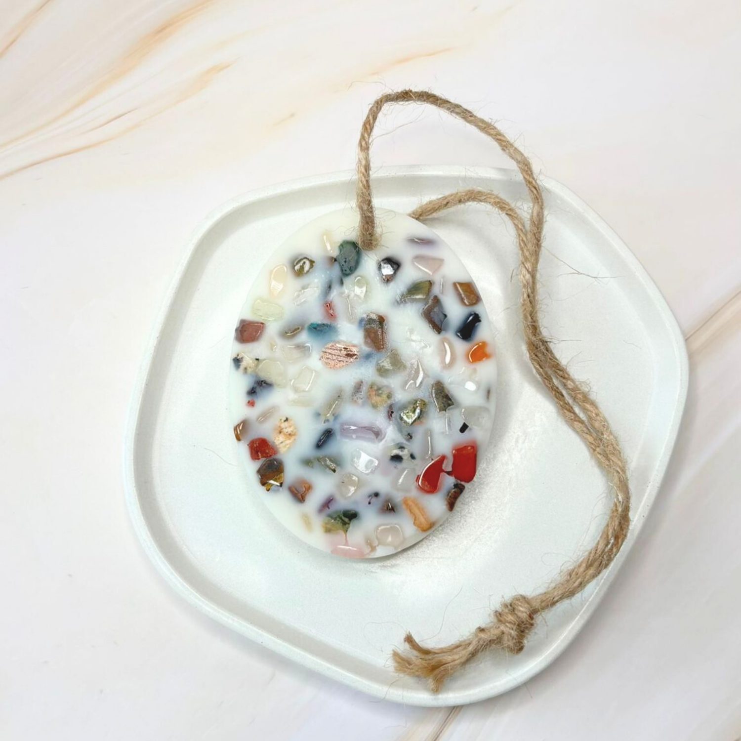 Suspension en Cire Parfumée Naturelle avec Éclats de Pierres — Création Artisanale – Image 7