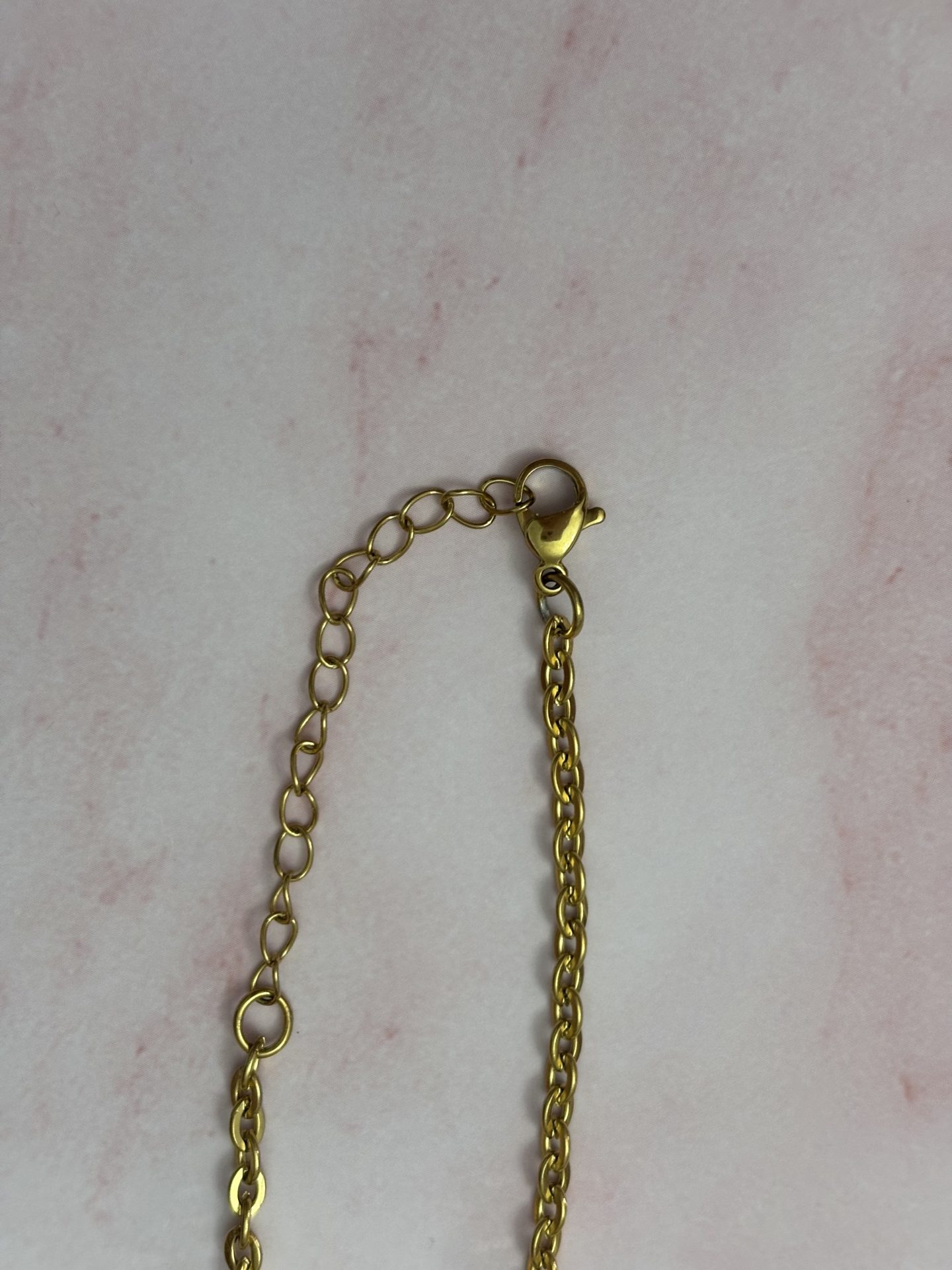 Sautoir Fleur en Quartz Rose du Brésil AA - Capsule Noël (Édition Limitée) – Image 3