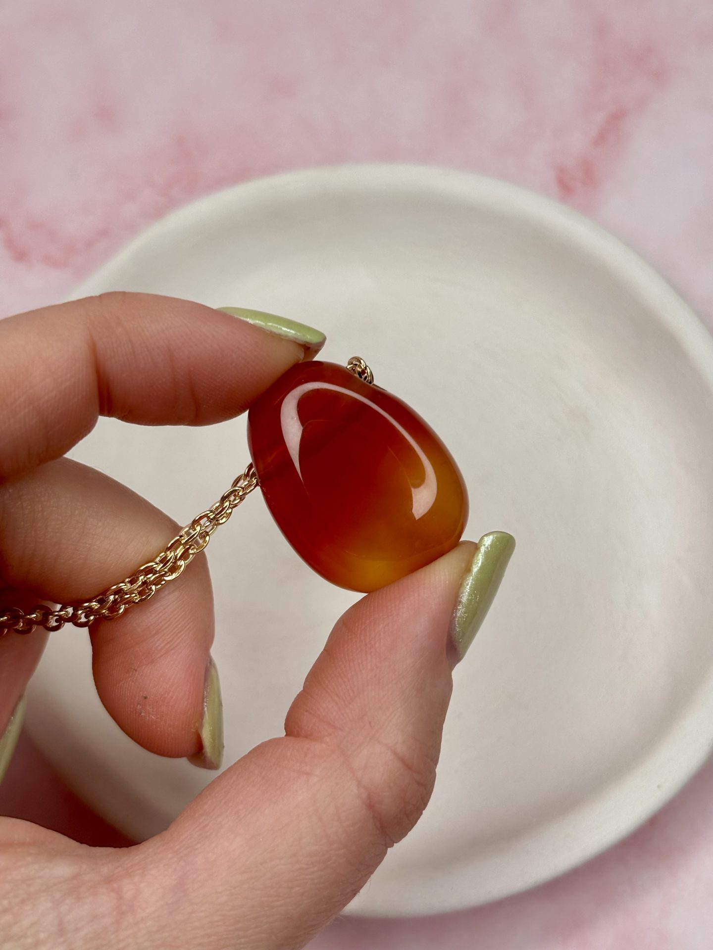 Collier Cabochon Cornaline A Brésil - Capsule Noël (Édition Limitée) – Image 3