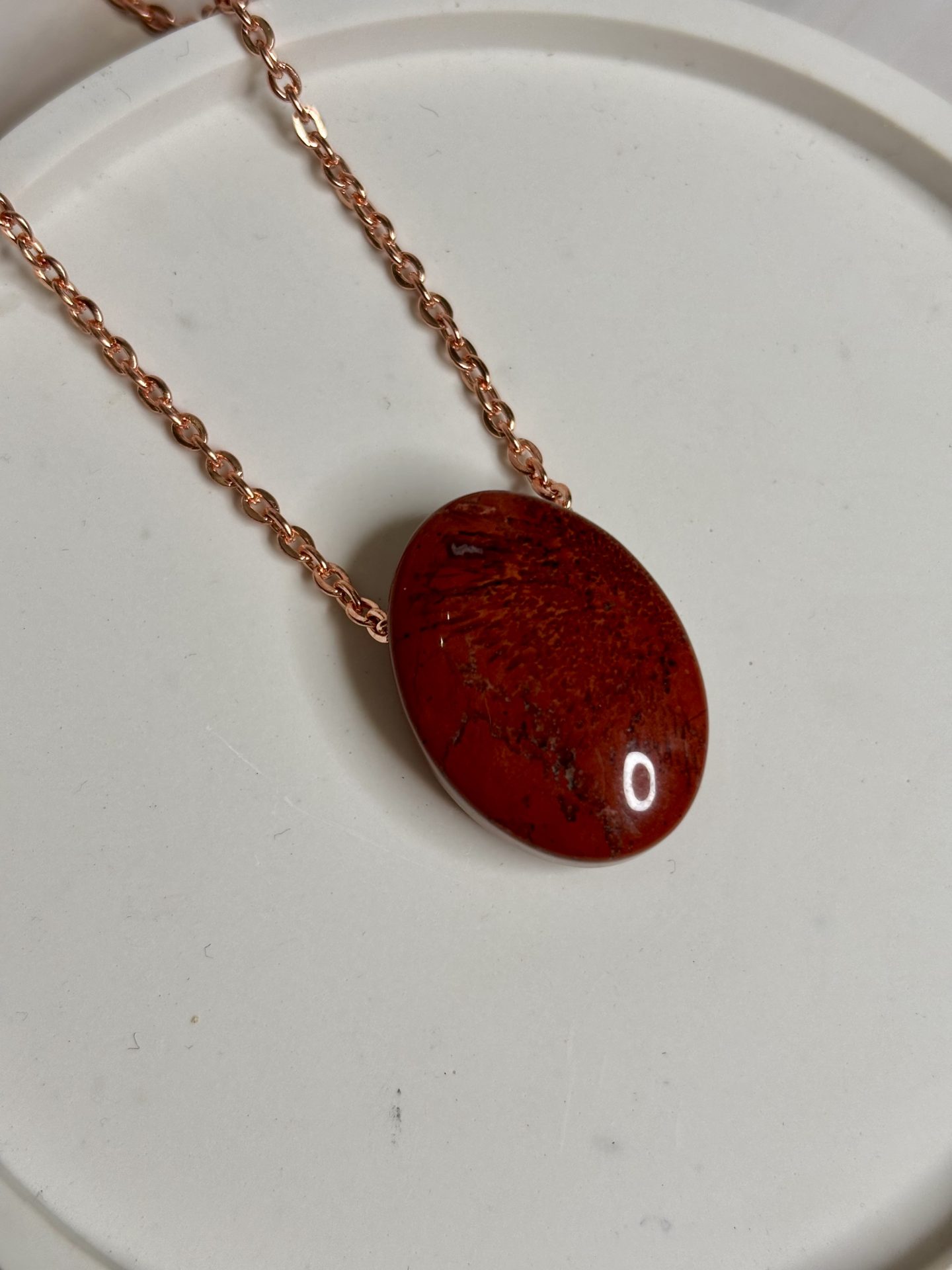 Collier Cabochon Jaspe Rouge Afrique du Sud A - Capsule Noël (Édition Limitée) – Image 7