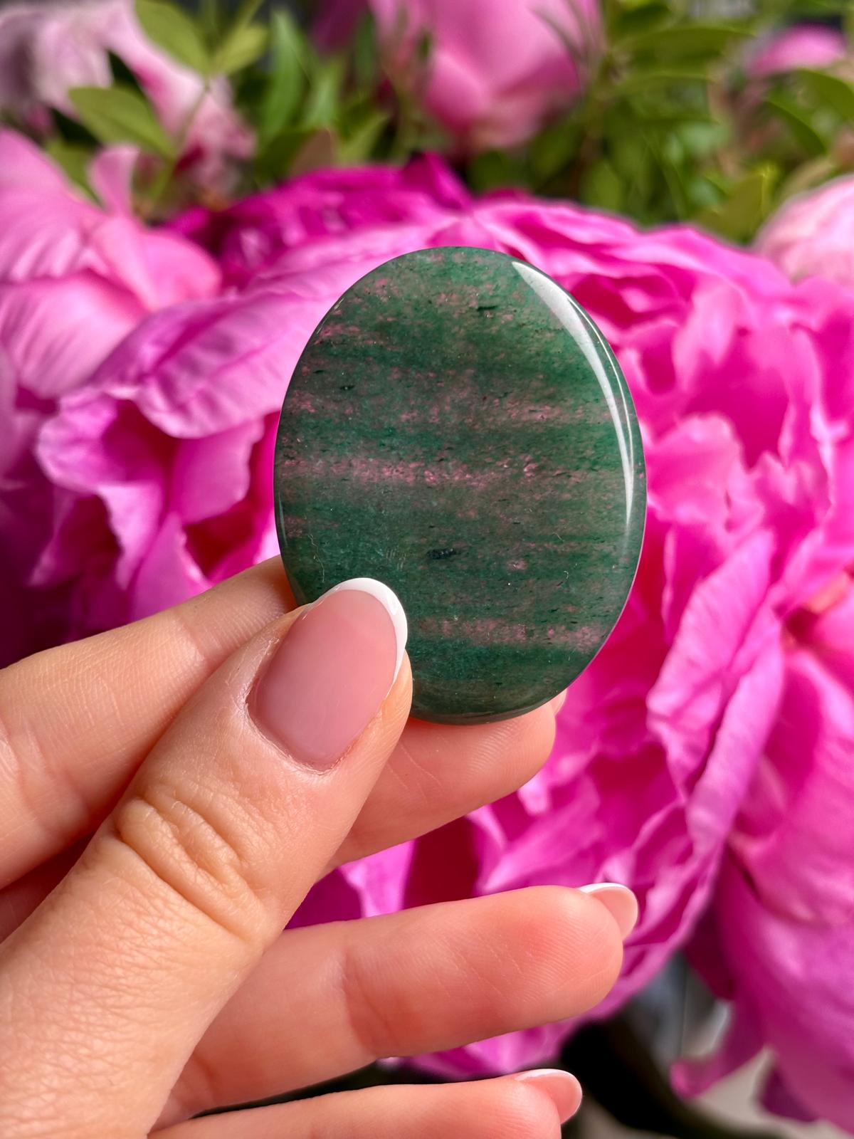 Pierre d’apaisement (Worry Stone) en Aventurine Verte du Brésil — OFFRE SPÉCIALE (Les Presque Parfaites)